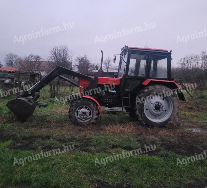 Mtz 82 încărcător frontal