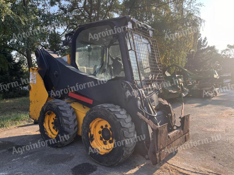 Încărcător JCB 205 T4