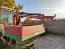 Fertilizer spreader with bull bag lifter