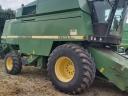 John Deere 2266 Extra combine harvester