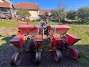 Becker Aeromat 4 row fertilizer spreader