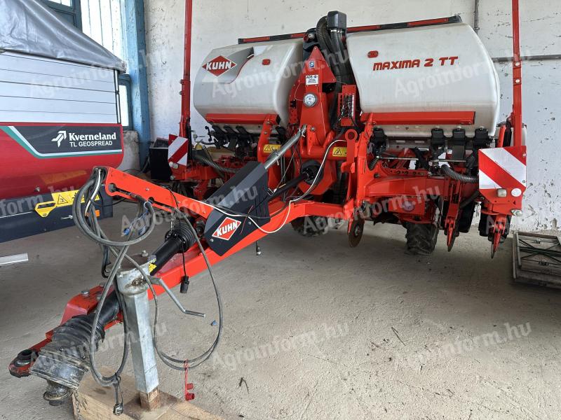 KUHN MAXIMA 2 TT trailed version seed drill for sale