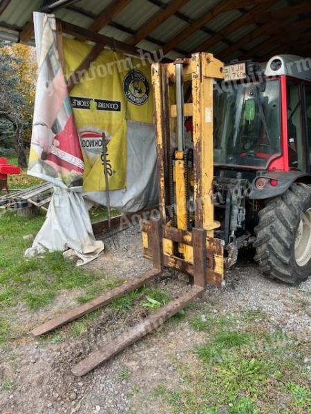 Gabelstapler für 3-Punkt-Aufhängung + Schneepflug