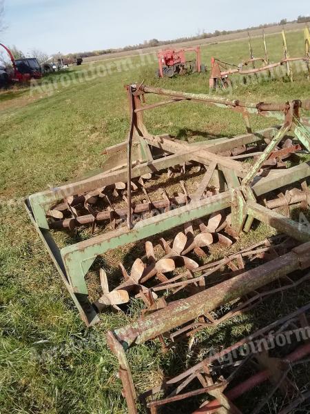 Na sprzedaż wymienny siewnik kopiąco-ładujący