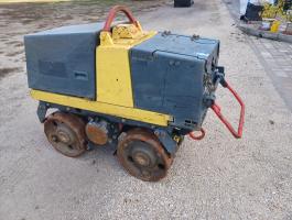 Bomag BMP851 henger