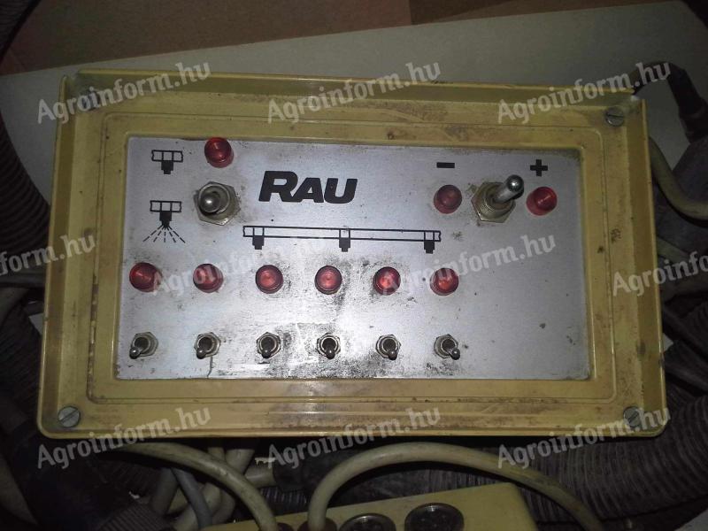 Rau automatic chemical dispenser