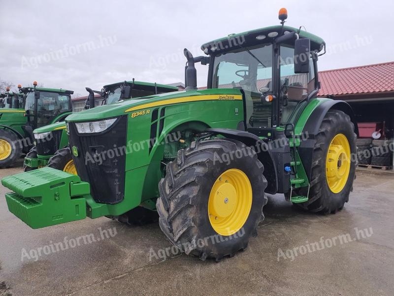 Ciągnik John Deere 8345R PowerShift E23 + ILS + zawieszenie kabiny