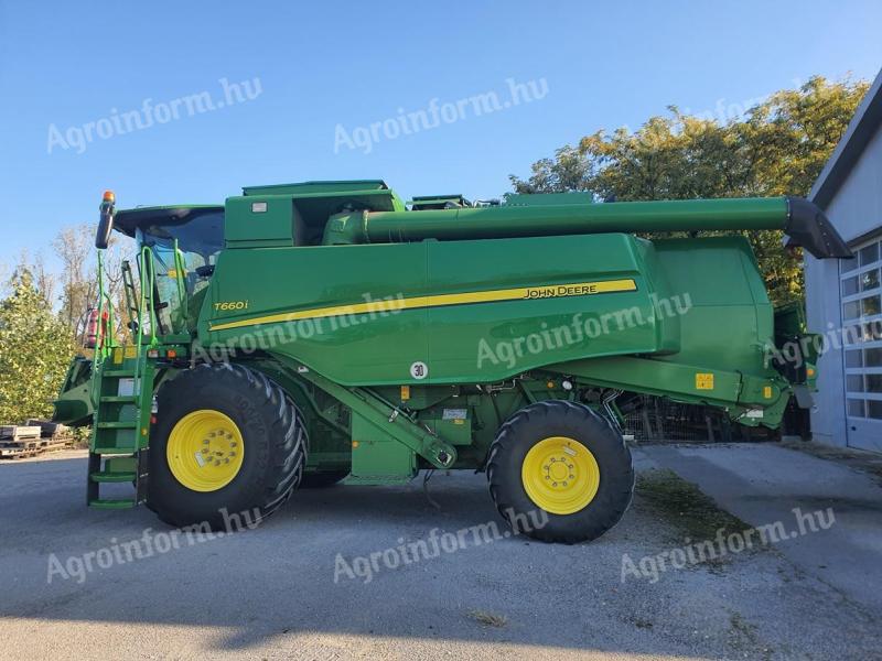 Kombajn zbożowy John Deere T660i