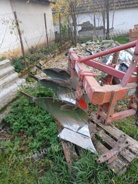 Kühne plough for sale