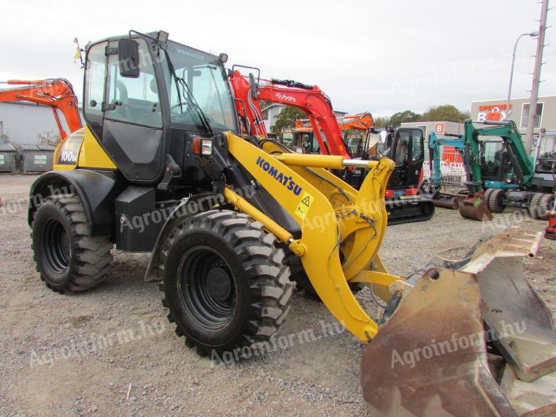 Komatsu WA100M-6 / 2008 / 3330 Stunden / Schnellwechsler