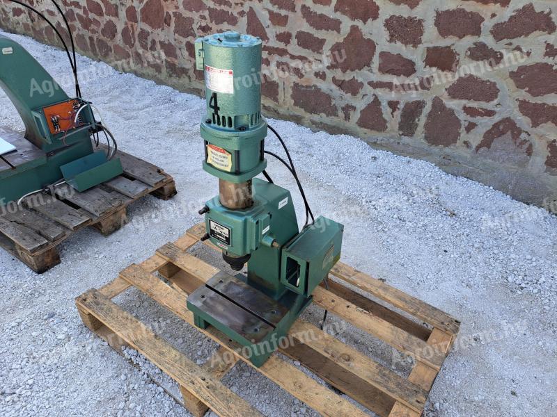 Riveting machine Brother Hi-Spin BR1-103