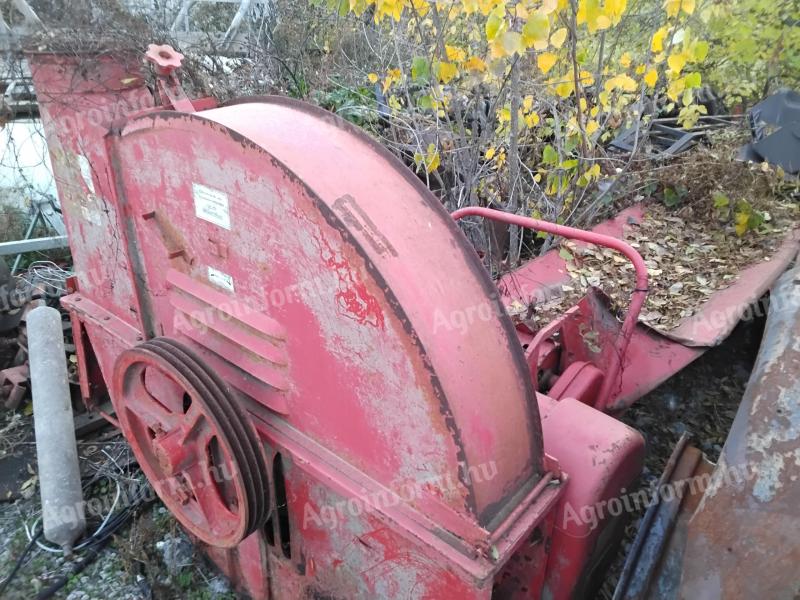 Epple Blasius twig chipper, twig bagger