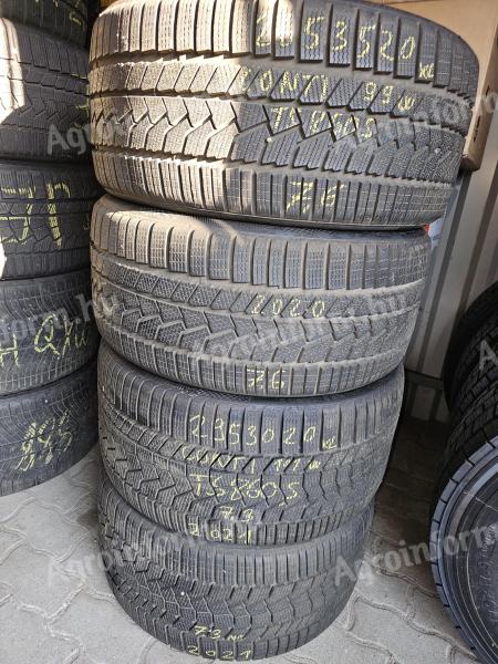 295/30R20 Conti TS860, k dispozici je také přední: 265/35R20 zimní pneumatika.