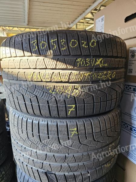 305/30R20 Pirelli Sottozero used winter tyres