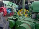 Vintage traktor: John Deere A