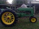 Vintage traktor: John Deere A