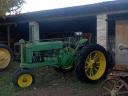 Vintage traktor: John Deere A