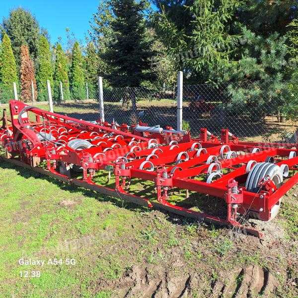 Kongskilde Vibro Master 3083 SS seedbed combiner