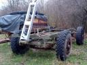 Crane trailer chassis