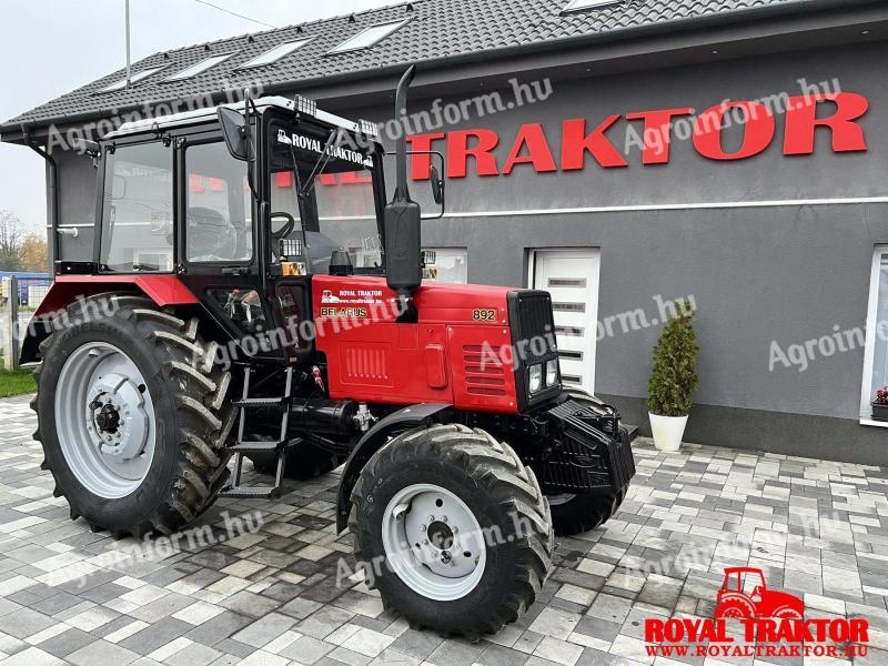 BĚLORUSKÝ TRAKTOR MTZ 892 TURBO S ÚHLOVÝM POHONEM