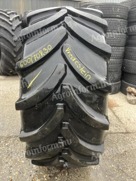 600/70R30 Vredestein Traxion 158D