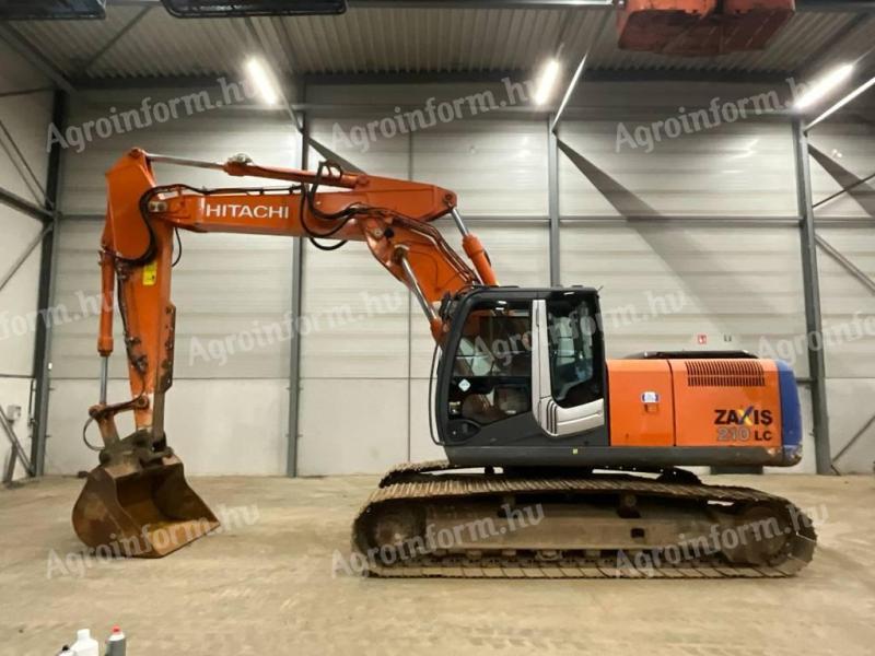 Hitachi ZX 210 LC / 2010 / 12 000 hodin / Klimatizace / Leasing od 20%