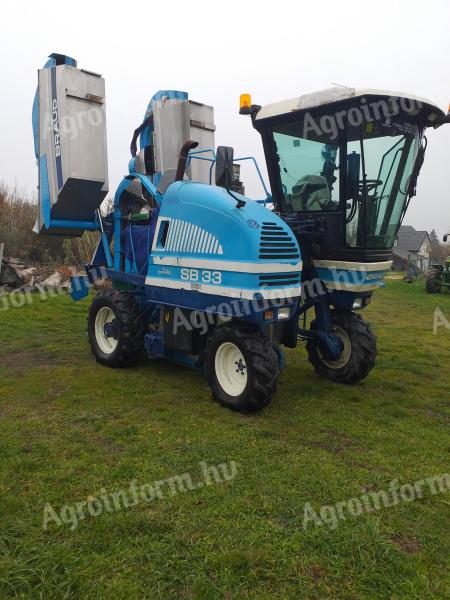 New Holland Brand SB 33 Žetveni kombajn