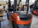 Toyota 2.5 t diesel forklift (2.5 t - 4.3 m)