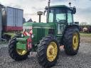 John Deere 3140