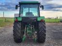 John Deere 3140