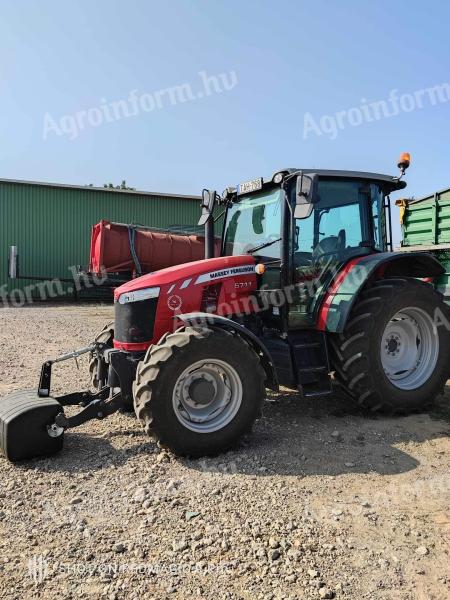 Massey Ferguson 5711