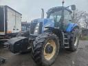 NEW HOLLAND T8020