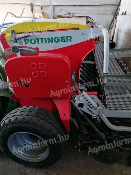 Pöttinger Vitasem 402 seed drill