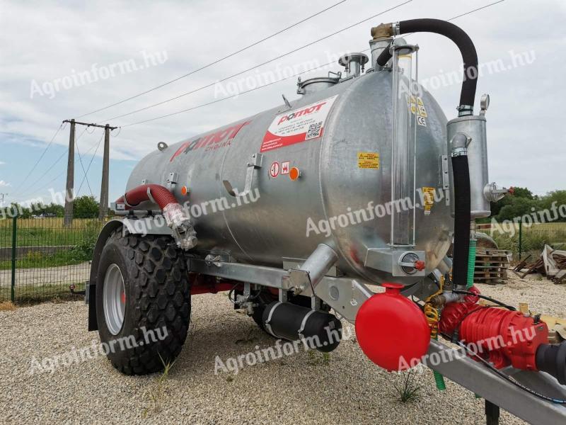 POMOT 8000 L cisternă de aspirație și de suspensie - Royal Tractor