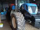 New Holland u dobrom stanju sa 3960 stvarnih sati