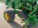 Prodej lisu na kulaté balíky John Deere 854 s variabilní komorou