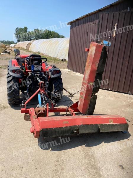 Side-mounted tiller