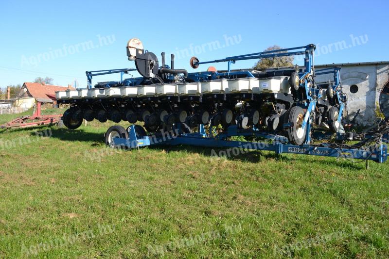 Siewnik Kinze 3600