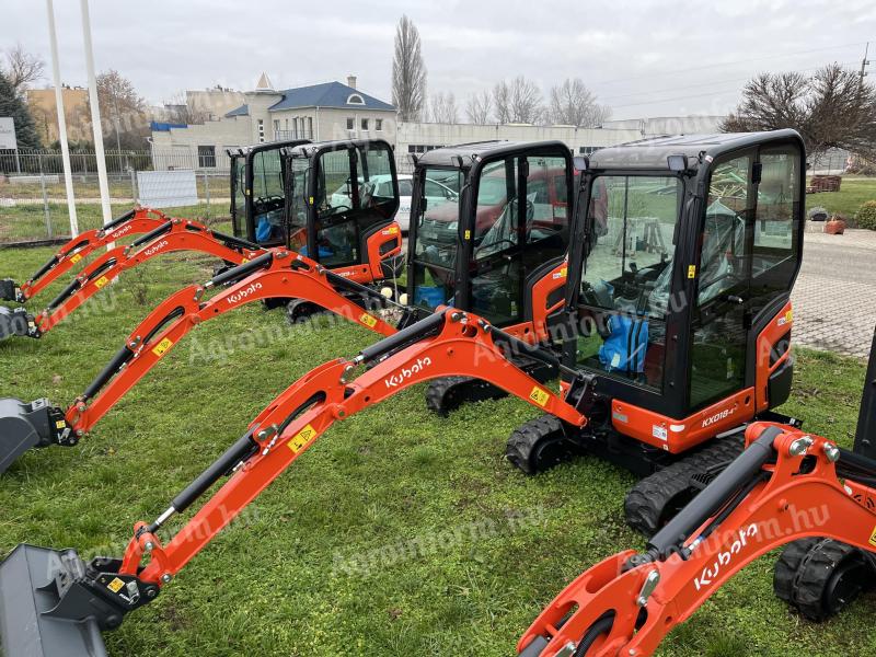 Miniciągnik Kubota KX018-4 typu G, z zamkniętą kabiną, na gąsienicach gumowych