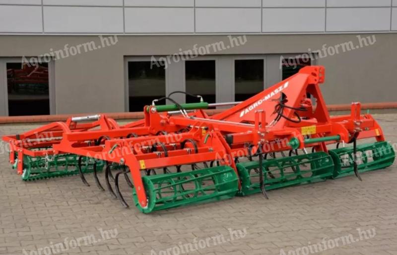 Agro-Masz AU 3,6 suspended seedbed combiner