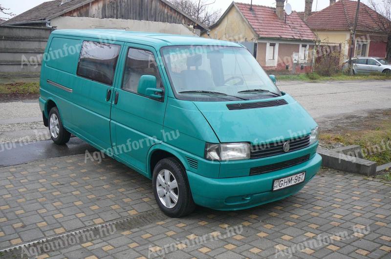 Volkswagen Transporter 2,4 diesel Long 6 pasażerów