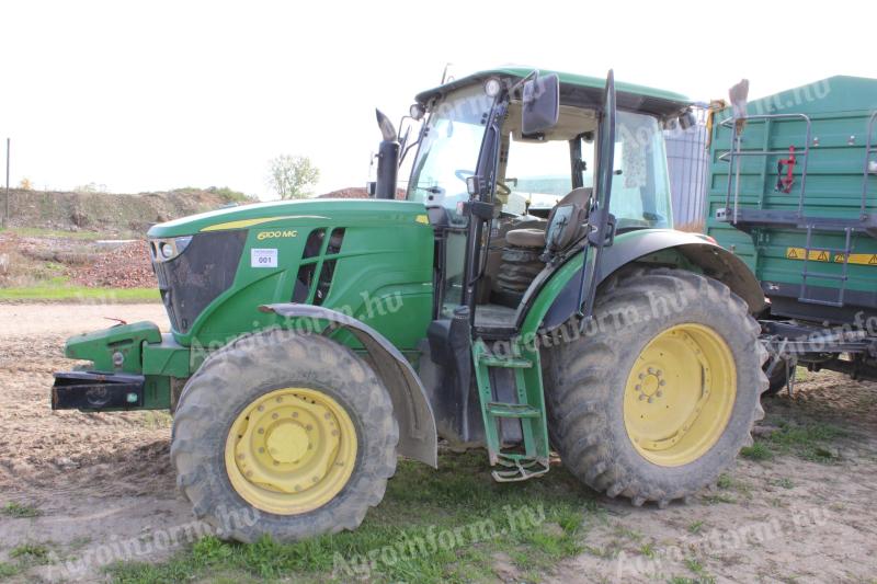 John Deere 6100 MC traktor