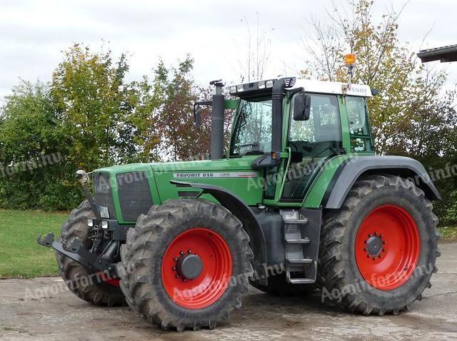 Kupio bih traktor Fendt Favorit 816, 818, 822, 824, 916, 920, 924, 926, 930