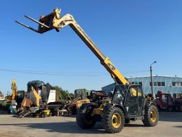 Caterpillar TH407AG teleszkópos rakodó