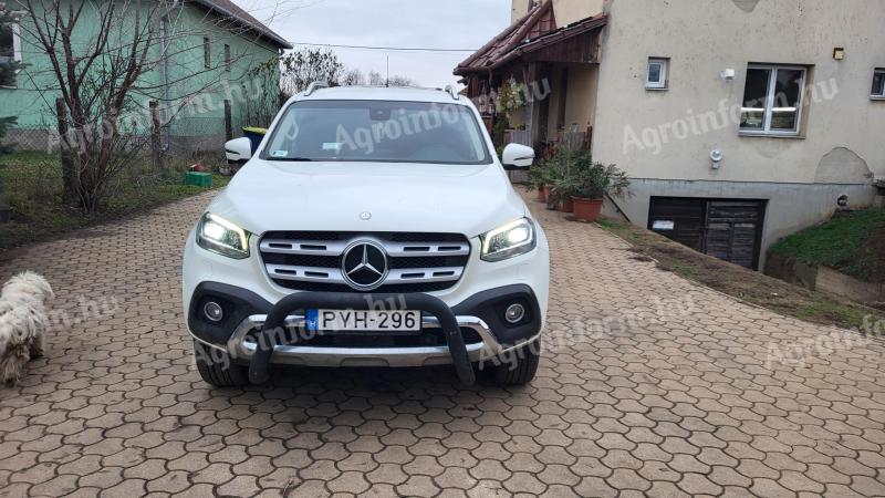 Mercedes X-Class