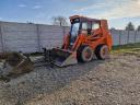 LOCUST 903 skid steer loader