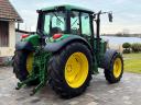 Traktor John Deere 6230