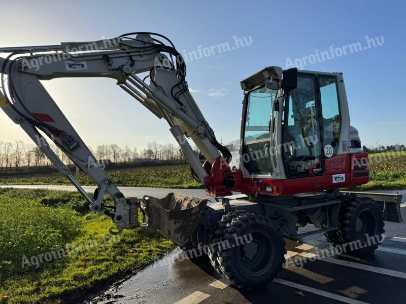 Takeuchi TB295 W / 2019 / 5300 h / Powertilt / Prenájom od 20 %