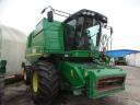 John Deere T660