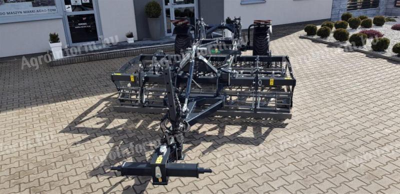 Agro-Tom semisuspendat model UP 3,5